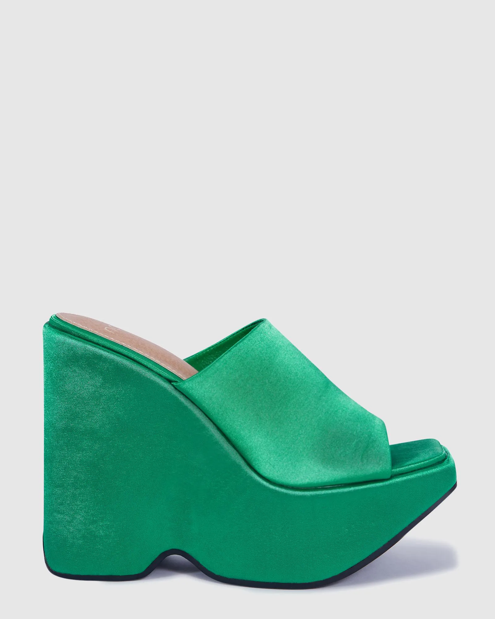 Green platform wedges top
